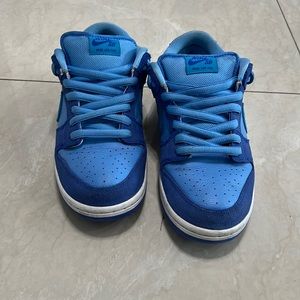 Nike dunk sb raspberry 2022
